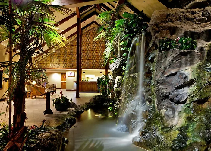 Catamaran Resort And SpaResort Hotel